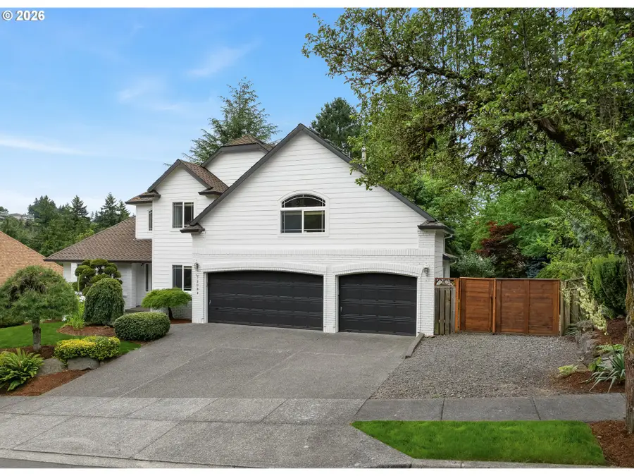 12084 SE Sovereign Dr, Happy Valley, OR 97086 - #2