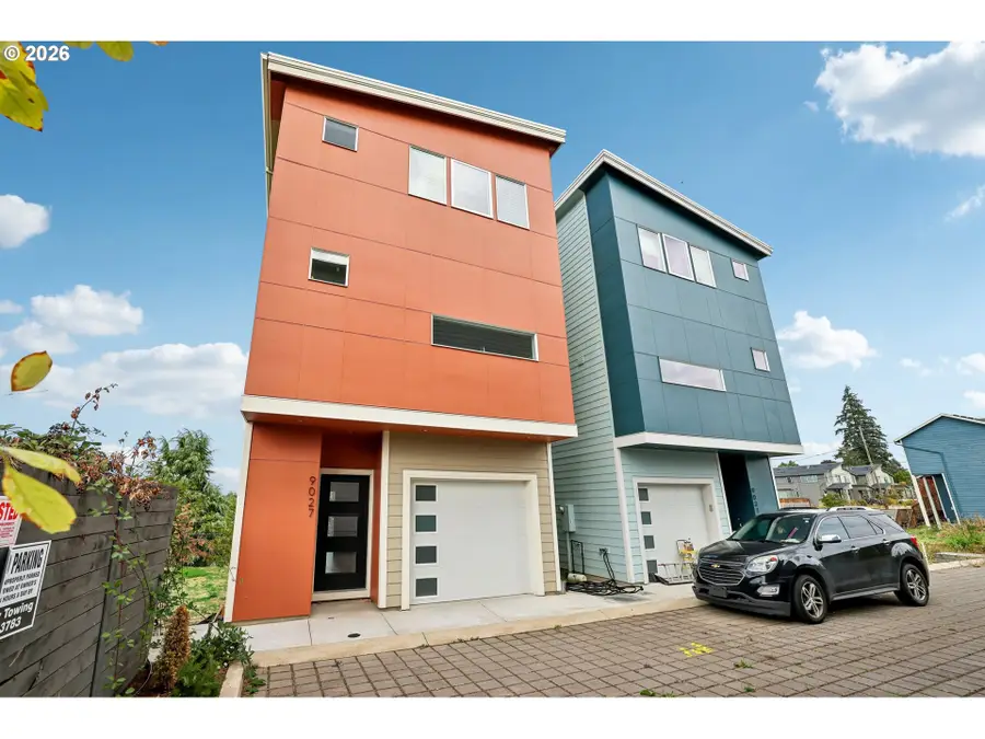 9027 NE Hoyt St, Portland, OR 97220 - #2