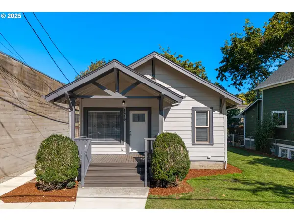 1219 SE Rhine St, Portland, OR 97202