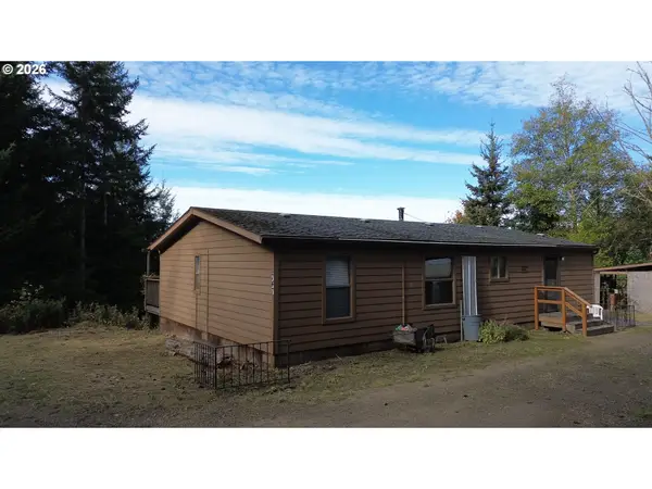 747 Sauer Rd, Kalama, WA 98625