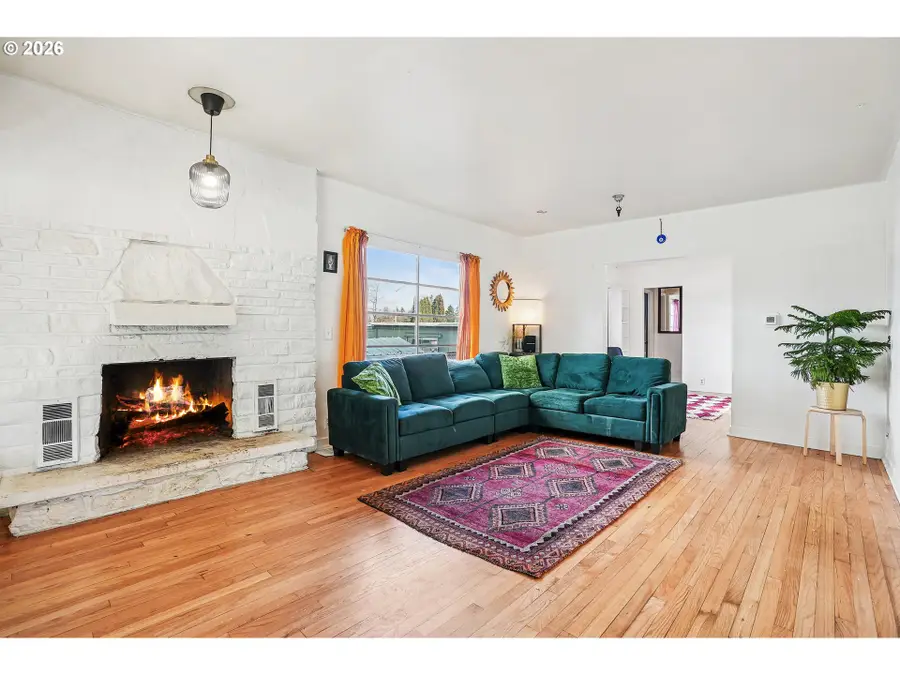 6018 SE 122nd Ave Se, Portland, OR 97236 - Image #3