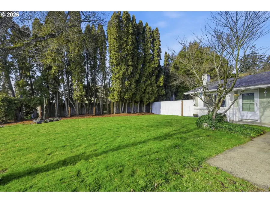 47 Van Fossen Ct, Eugene, OR 97404 - Image #2