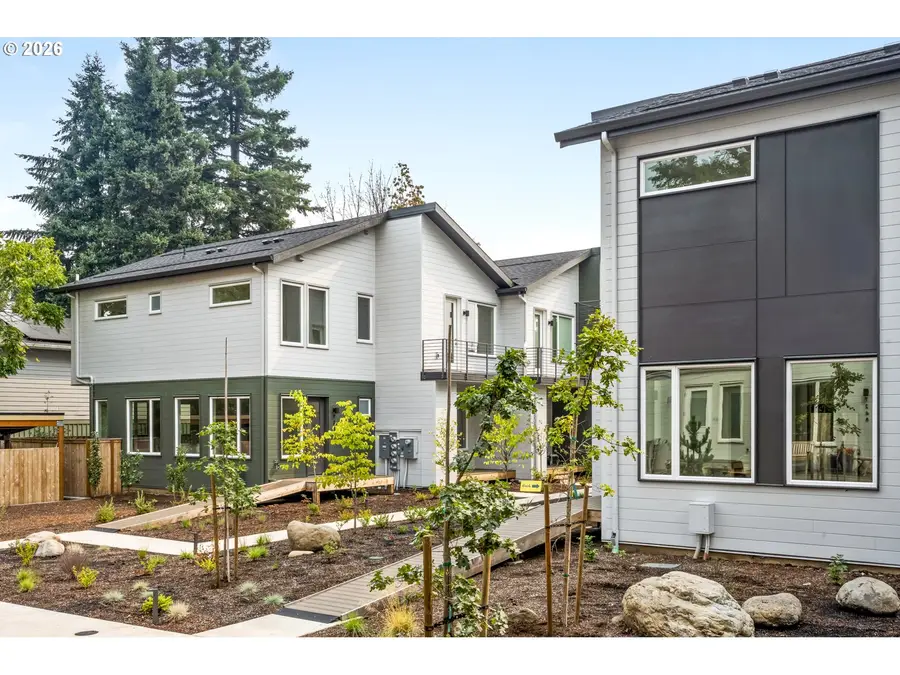 7252 NE Going St, Portland, OR 97218 - #2