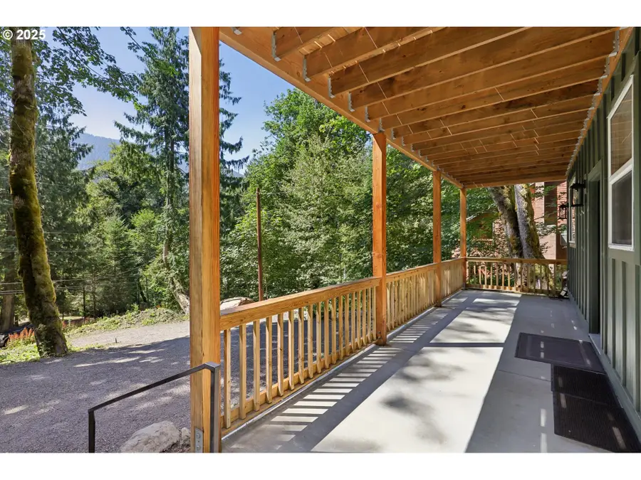 26824 E Henry Creek Rd, Rhododendron, OR 97049 - Image #2
