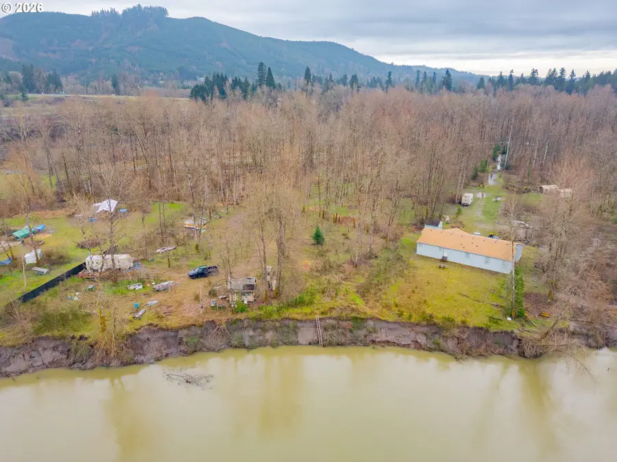 130 Horseshoe Bend, Kelso, WA 98626 - #3