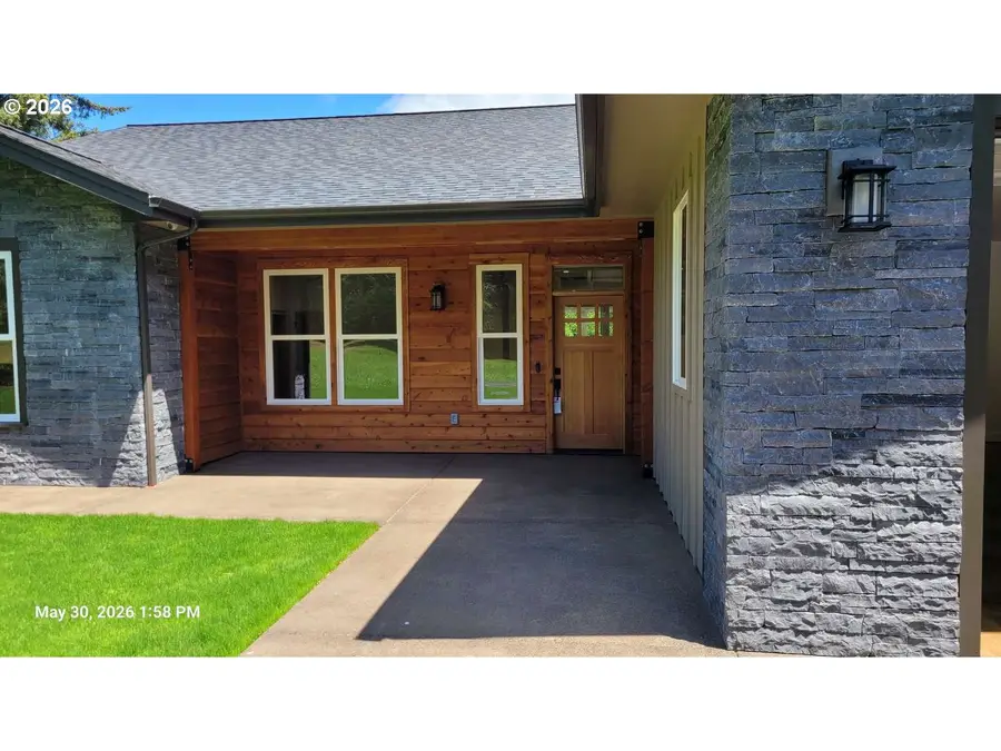 4750 Mitchell Loop Rd, Florence, OR 97439 - #2