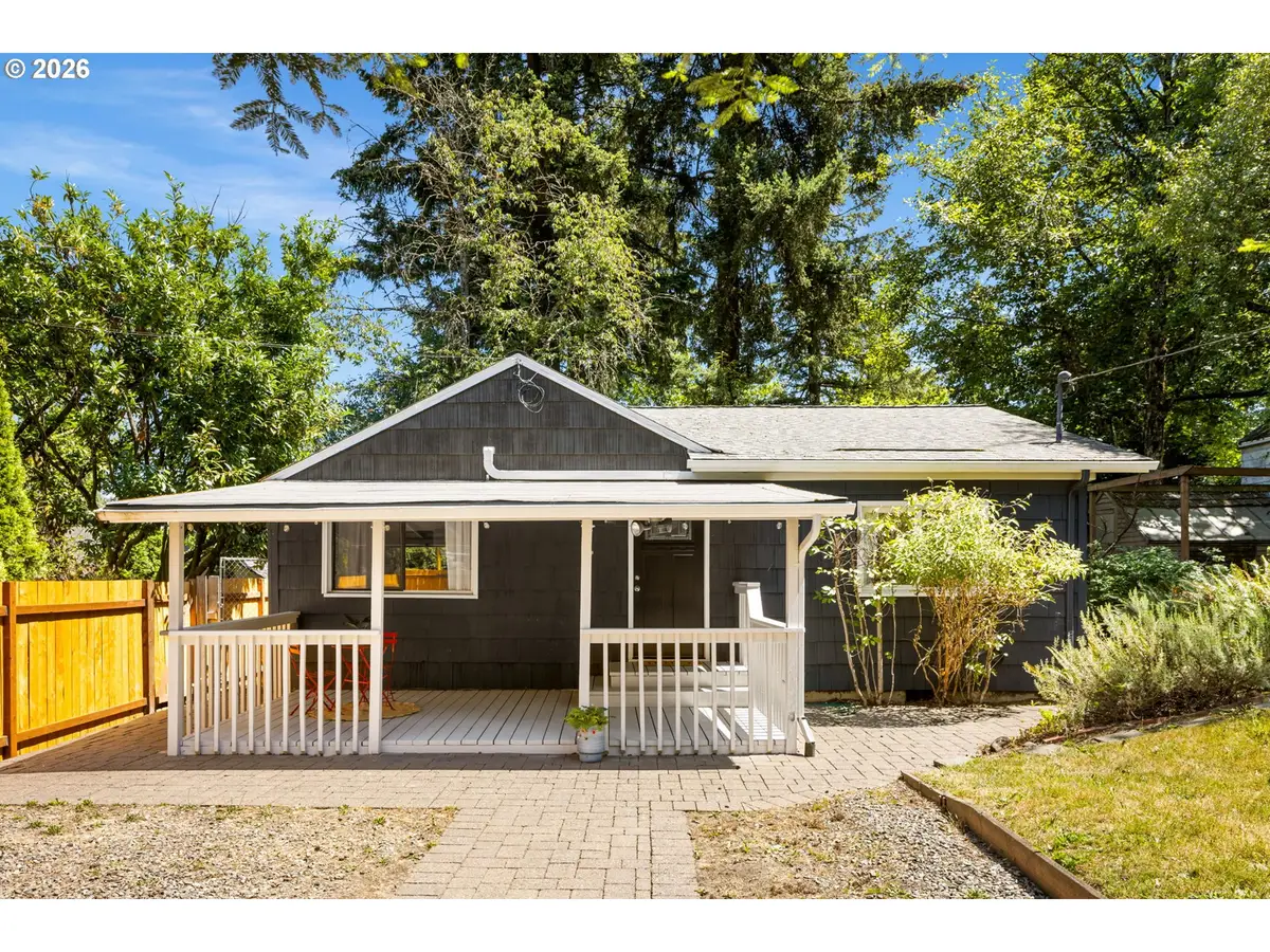 9106 SW Capitol Hwy, Portland, OR 97219 - #1