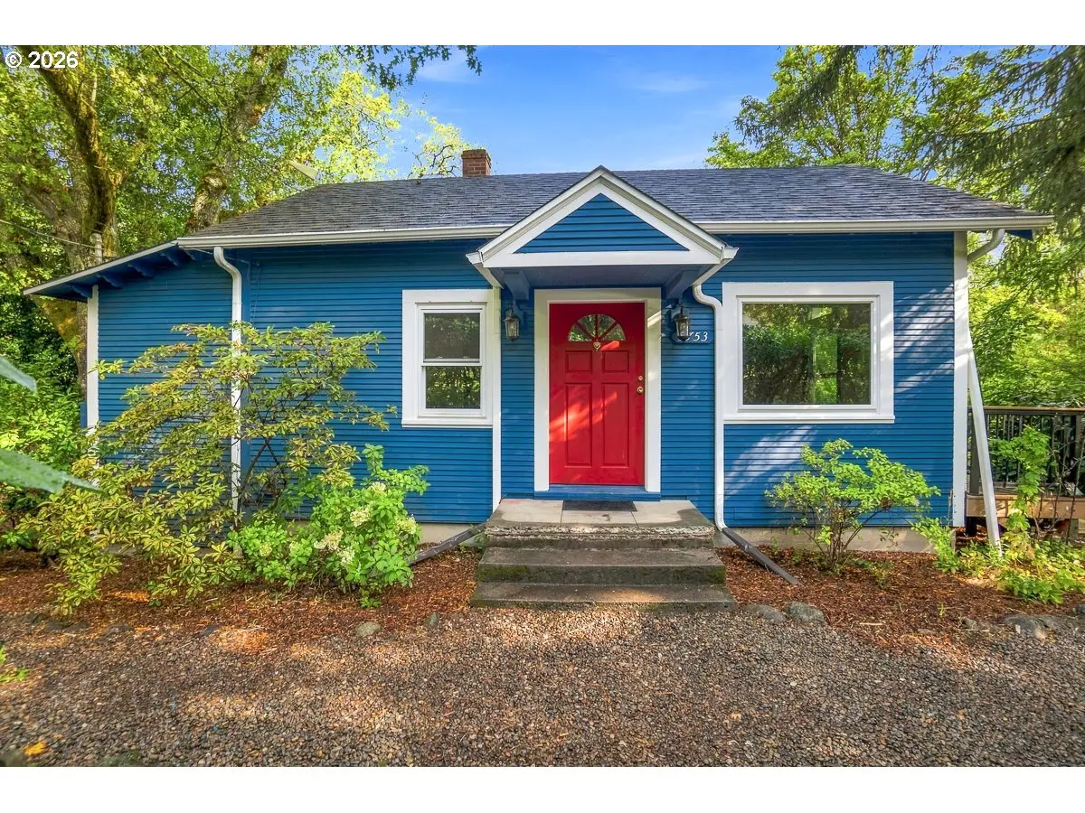 5753 SW Vermont St, Portland, OR 97219 - #1