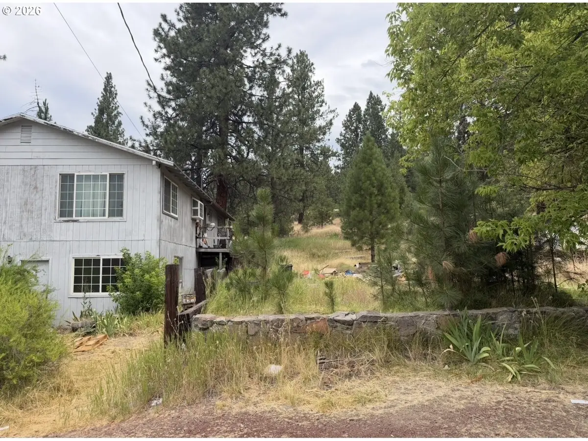 207 E Yahooskin St, Chiloquin, OR 97624 - #1