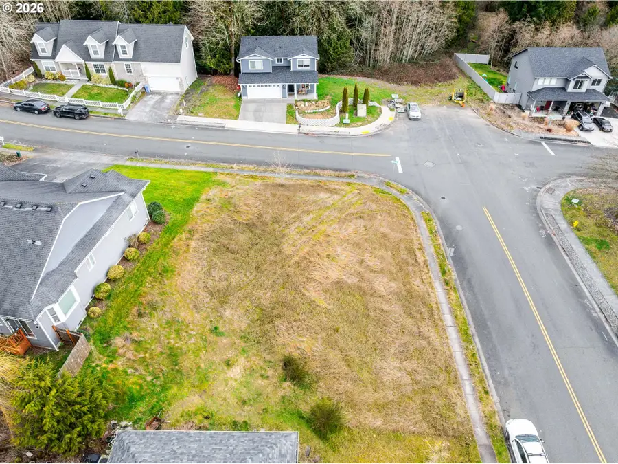 267 W Beacon Hill Dr, Longview, WA 98632 - #3