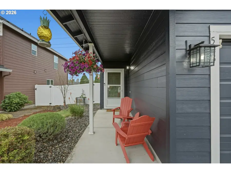 518 SE 11th Ave, Battle Ground, WA 98604 - #2
