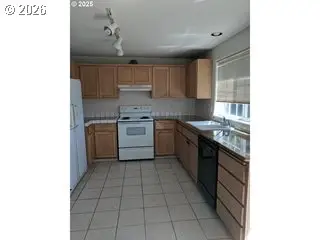 4470 Fergus Ave, Eugene, OR 97402 - #2