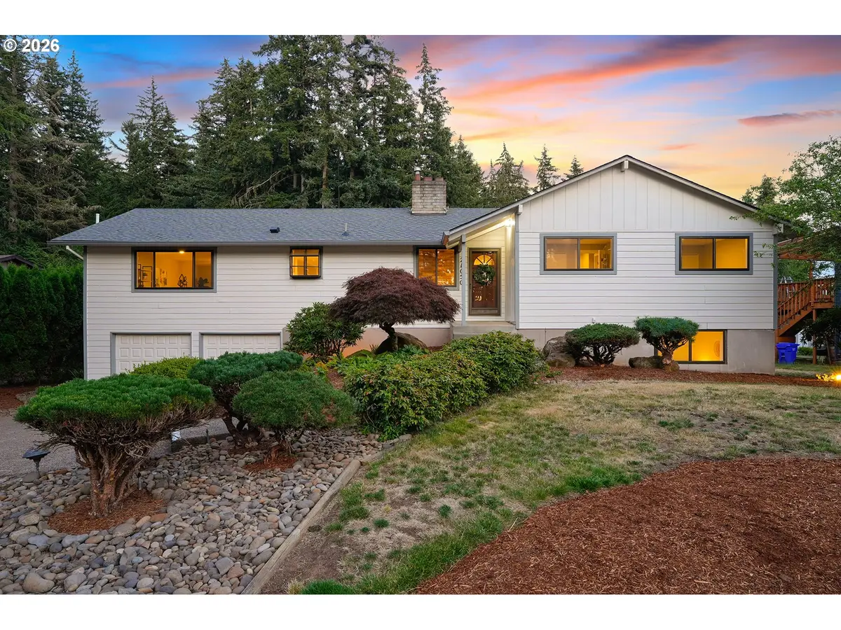 21050 S Mossy Rock Ct, Oregon City, OR 97045 - #1