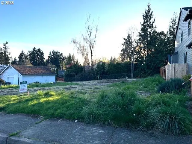 429 NW Freeman Ave, Hillsboro, OR 97124 - #1