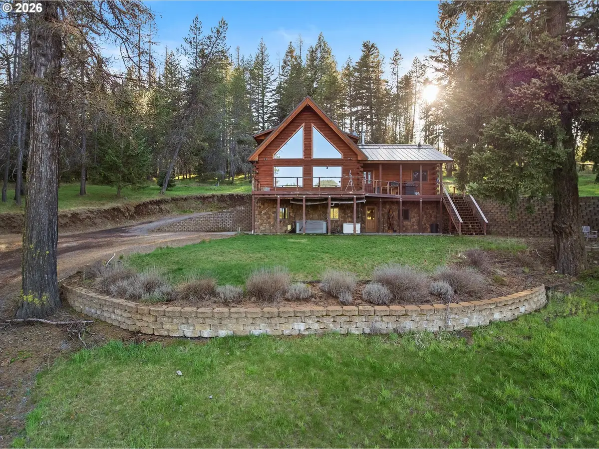 64290 Old Oregon Trail Rd, Meacham, OR 97859 - #1