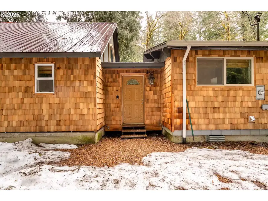 71010 E Mcfarland Rd, Rhododendron, OR 97049 - Image #3