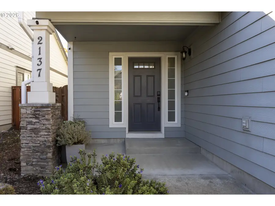 2137 N Legacy Dr, Newberg, OR 97132 - #3