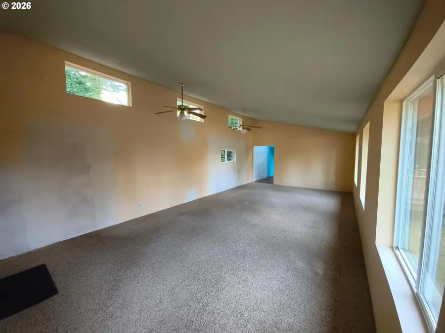 91136 Seaview Ln, Coos Bay, OR 97420 - Image #3