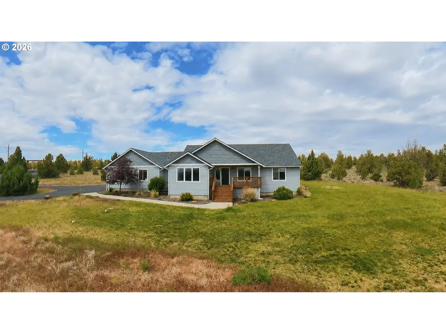 1305 SE Texas Cir, Prineville, OR 97754 - #2