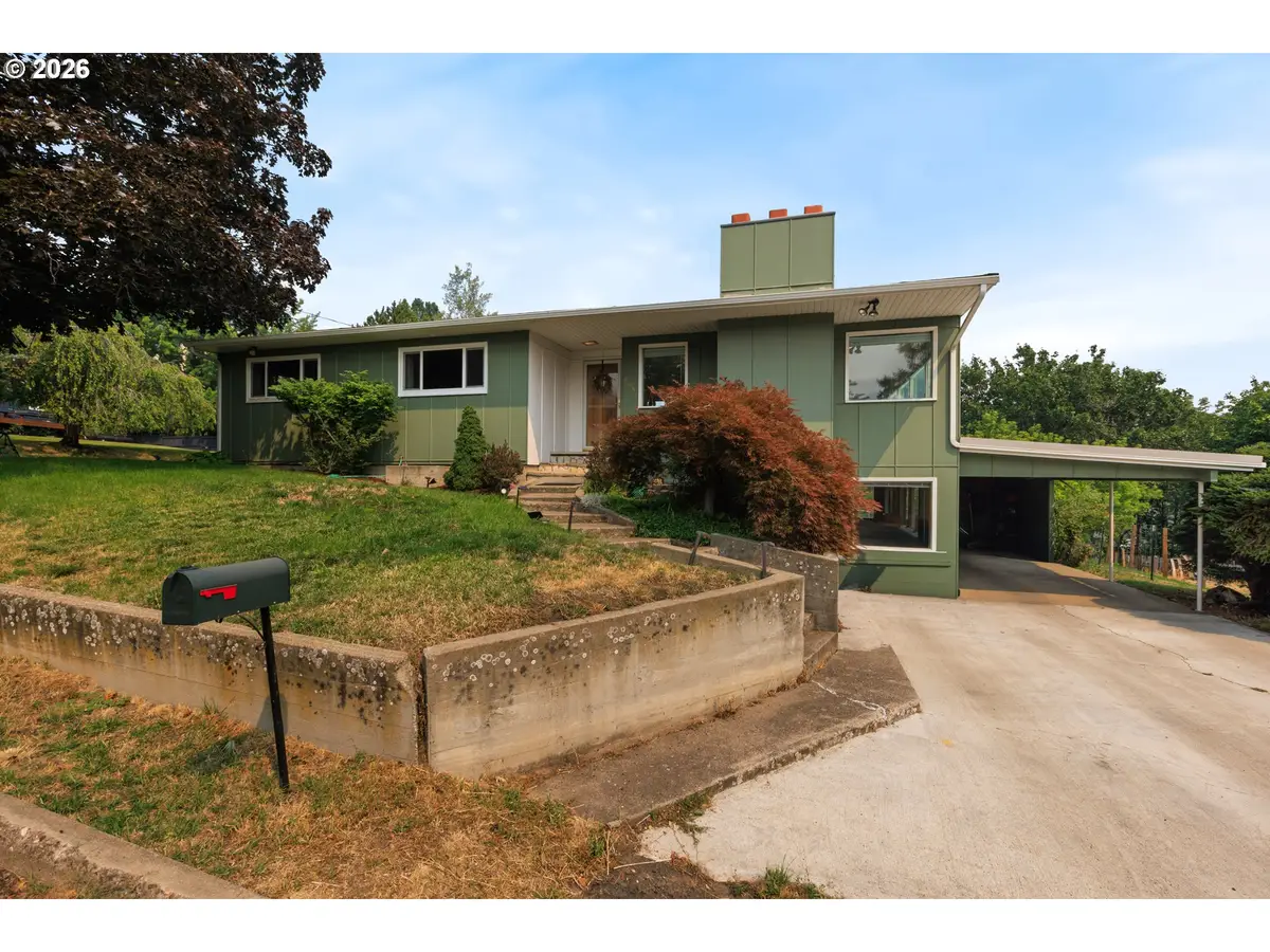 205 Main Ave, La Grande, OR 97850 - #1