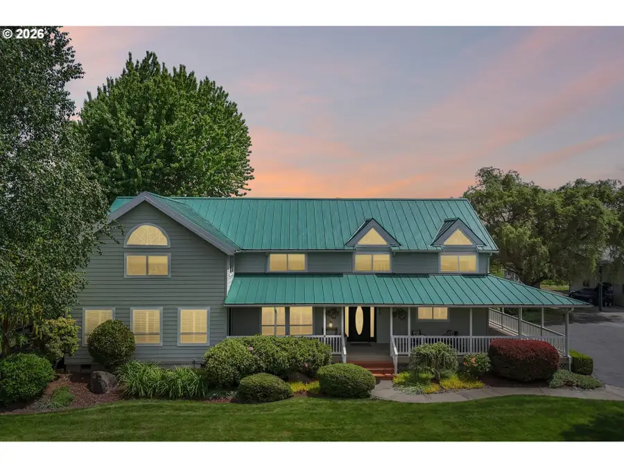 298 Roberson Rd, Woodland, WA 98674 - #3