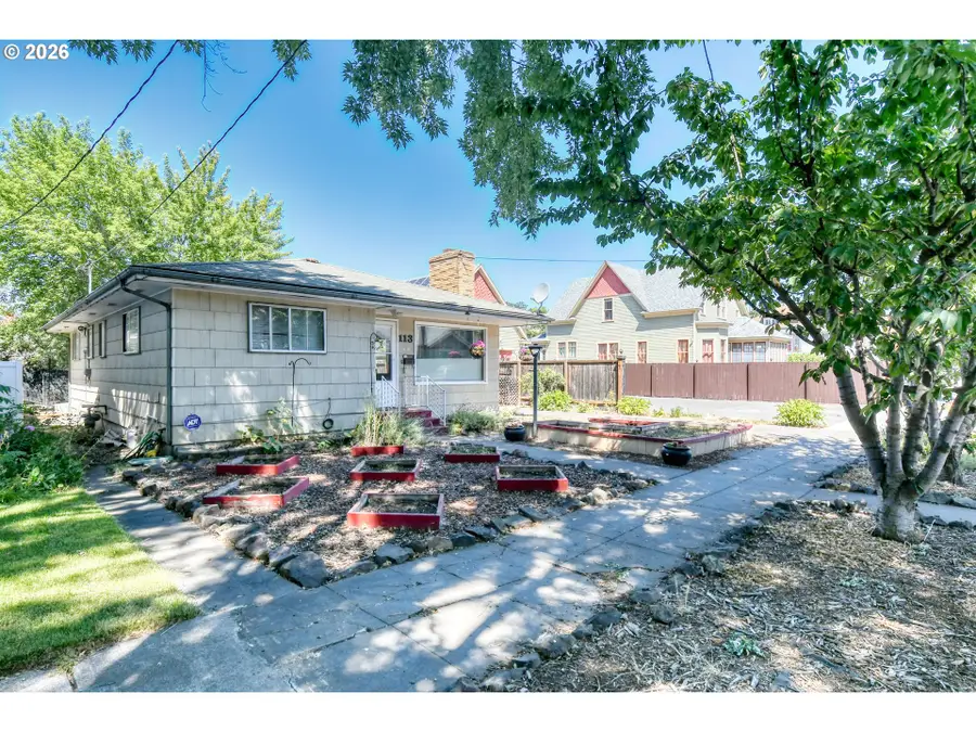 113 SE 7th St, Pendleton, OR 97801 - #3