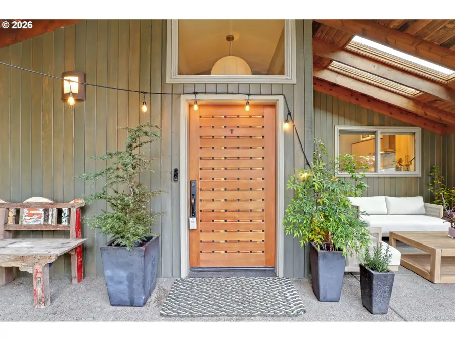290 NW 95th Ave, Portland, OR 97229 - #3