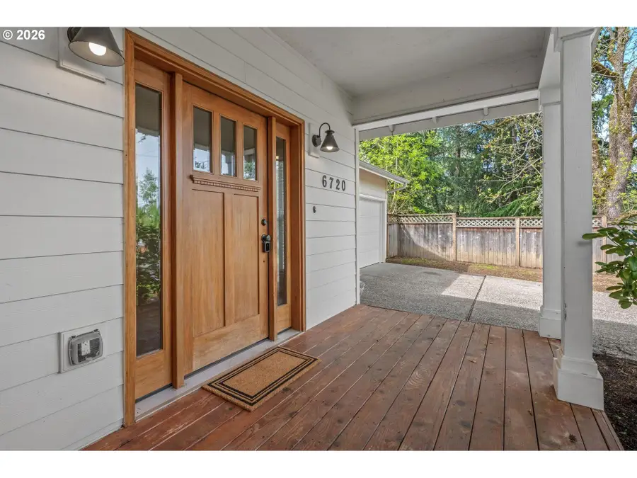 6720 Larson Ave, West Linn, OR 97068 - #3