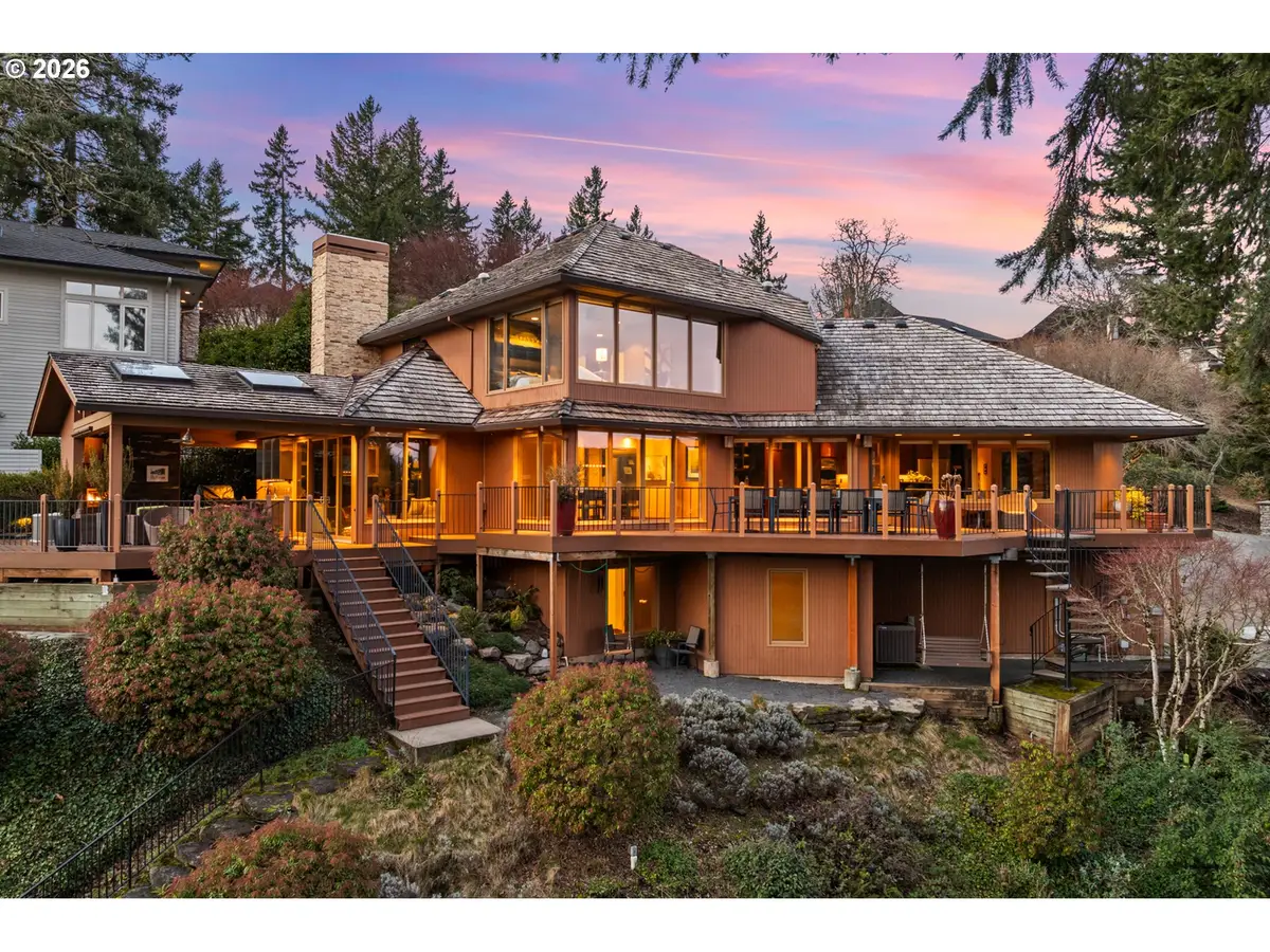 1592 View Lake Ct, Lake Oswego, OR 97034 - #1