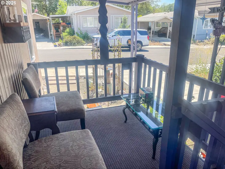20 NE Mary Ann Ln, Roseburg, OR 97470 - #3