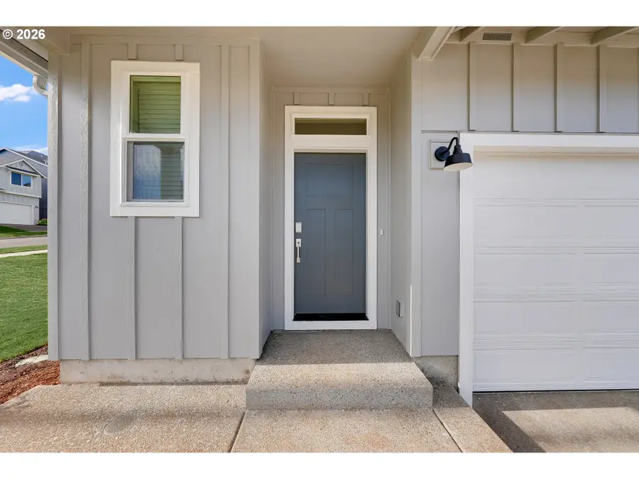 12033 SE Majestic Falls Ave, Happy Valley, OR 97086 - #2