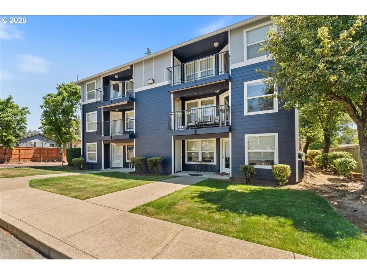 661 NE 162nd Ave #301, Portland, OR 97230 - #1