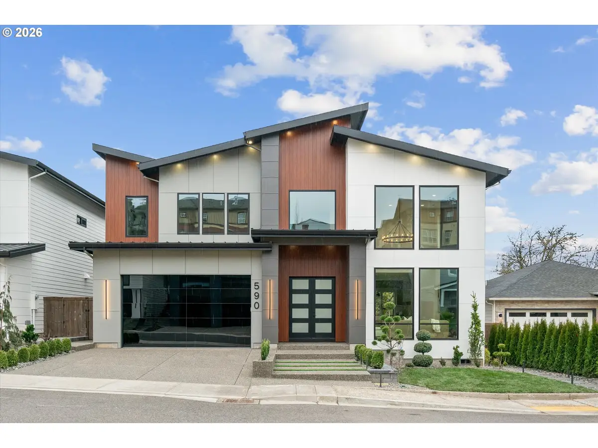 590 W U St, Washougal, WA 98671 - #1