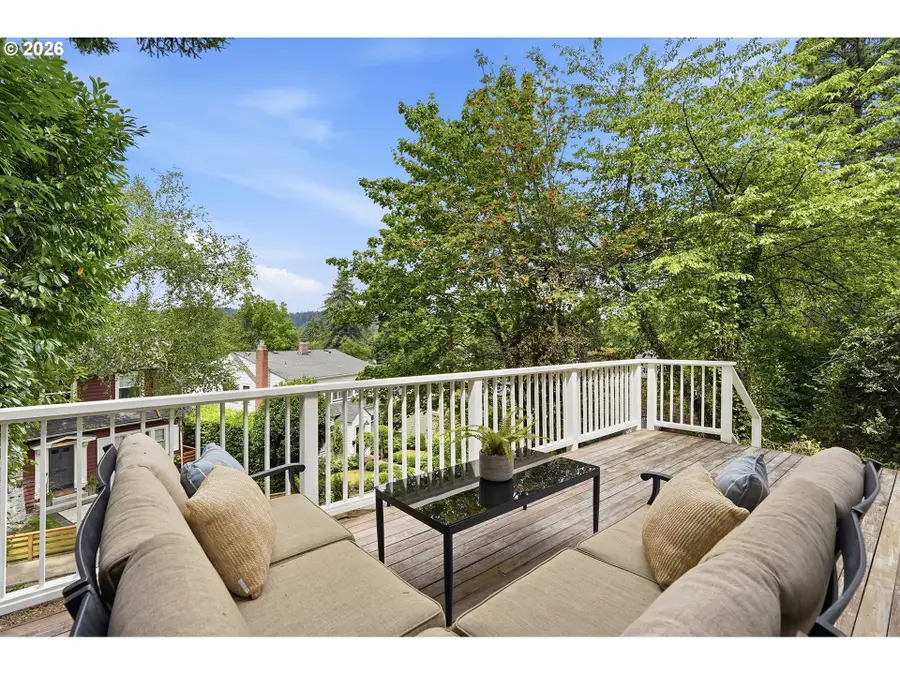 2790 SW Montgomery Dr, Portland, OR 97201 - #3