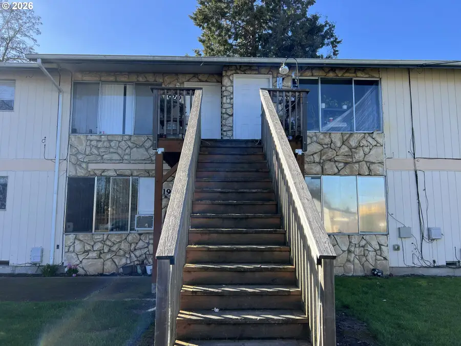 1920 SE Jefferson St Se, Albany, OR 97322 - #2