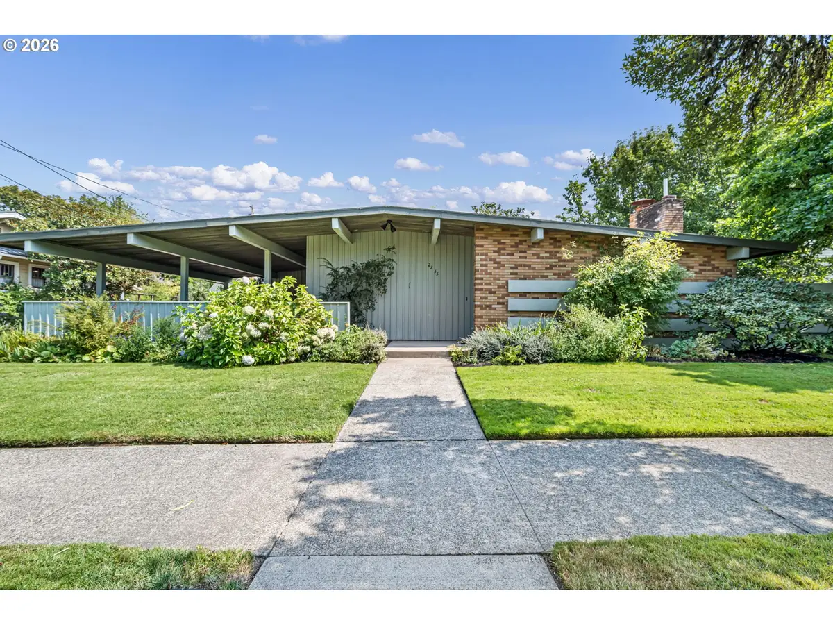 2255 Alder St, Eugene, OR 97405 - #1