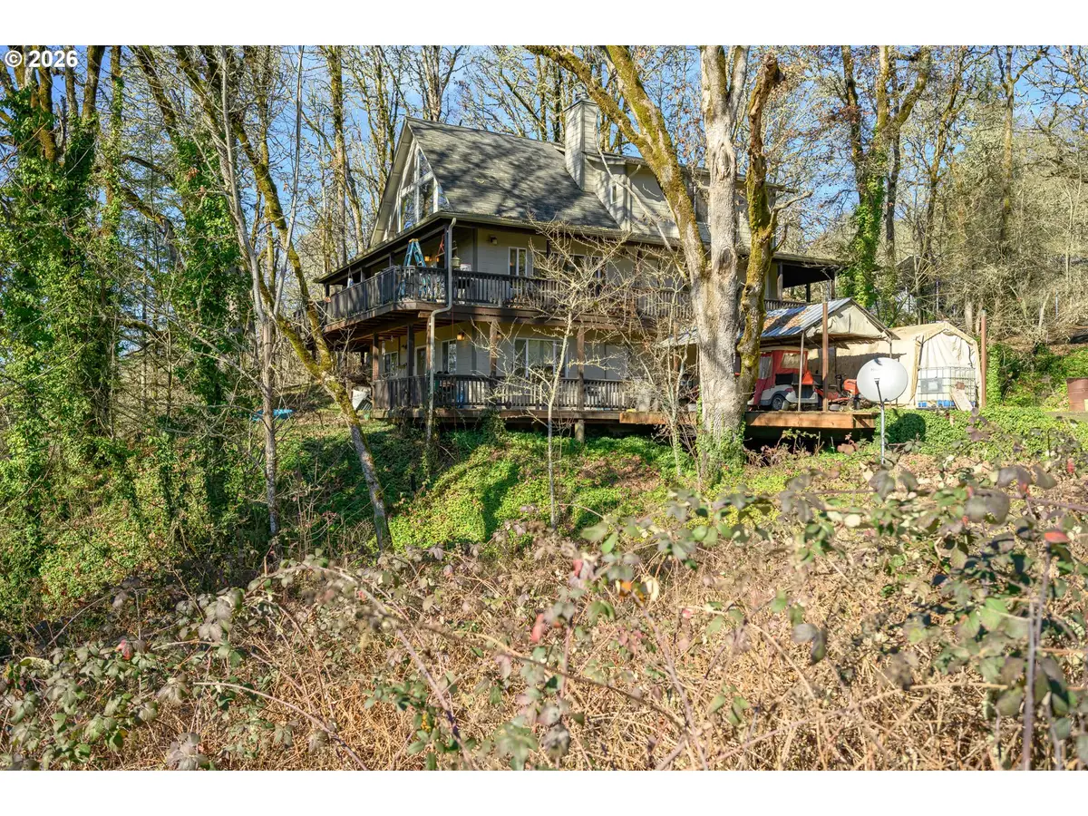 175 NE Fairview St, Sheridan, OR 97378 - #1