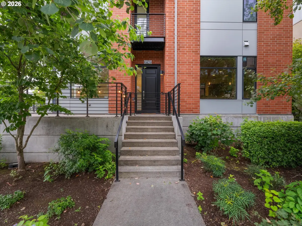 1742 NW Riverscape St #1742, Portland, OR 97209 - #1