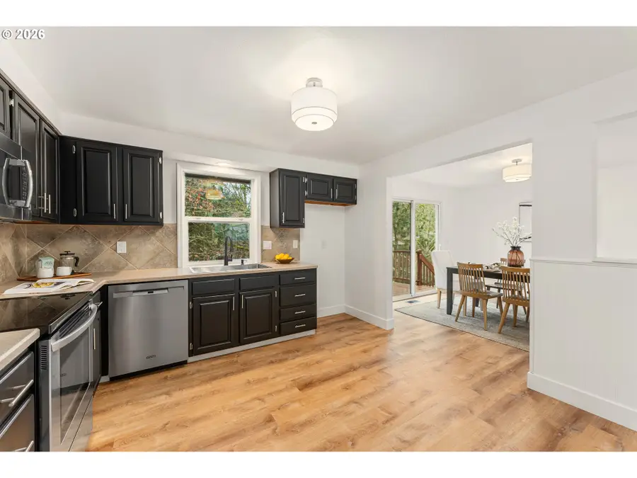 9725 SW New Forest Dr, Beaverton, OR 97008 - #3