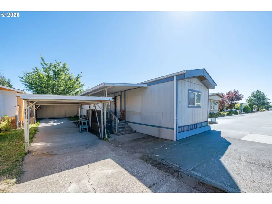 3237 Elm St #21, Hubbard, OR 97032 - #3