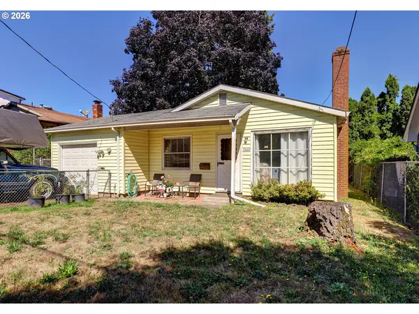 7635 SE Taylor St, Portland, OR 97215