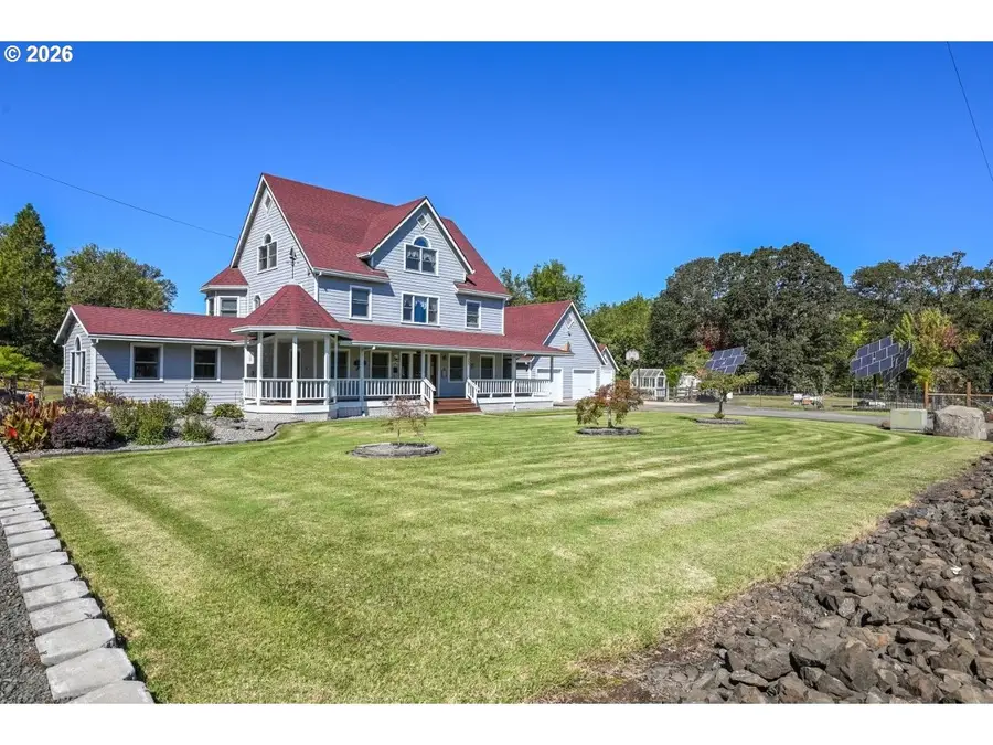 255 Dawson Rd, Roseburg, OR 97470 - #2