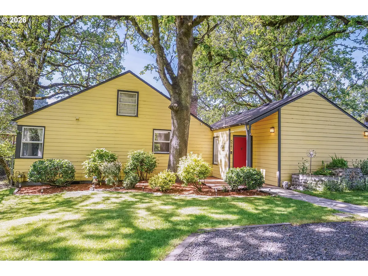 5741 SW Pasadena Dr, Portland, OR 97219 - #1