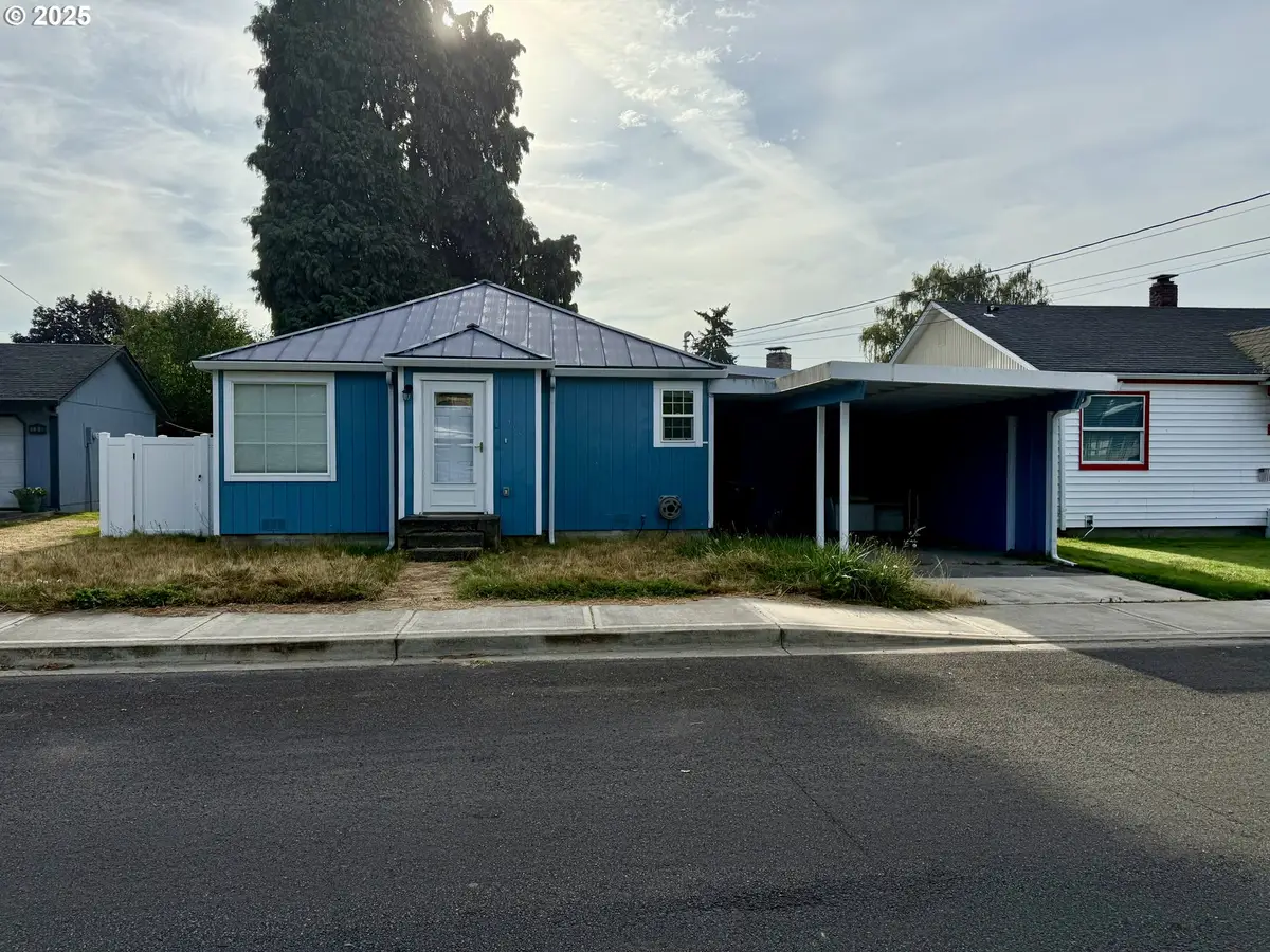 766 Hoffman St, Woodland, WA 98674 - Image #1