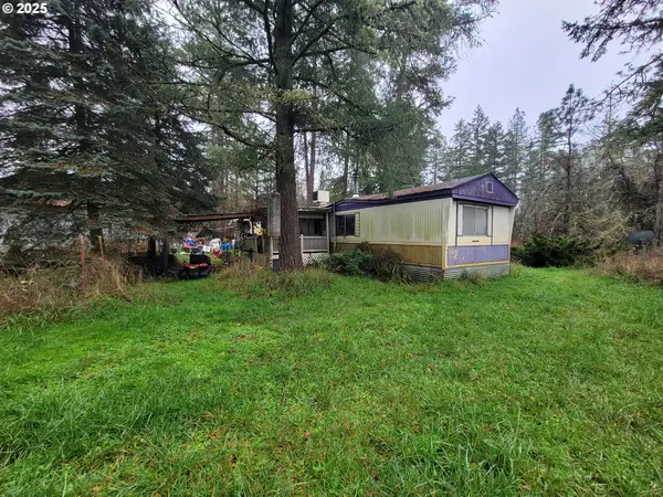 25748 Wiggins Ln, Veneta, OR 97487