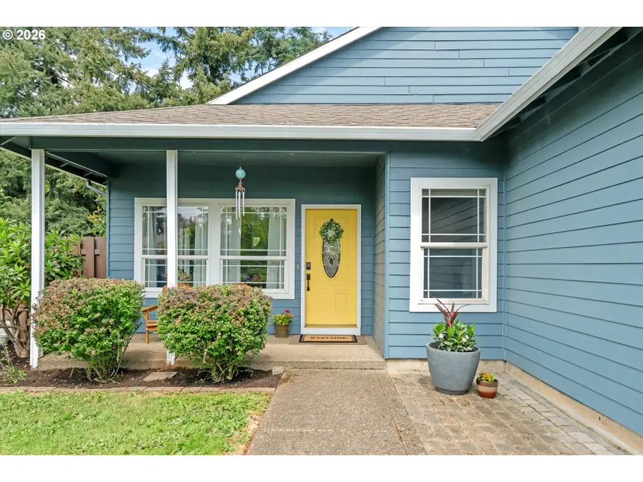 12172 Salmon Ct, Oregon City, OR 97045 - #3