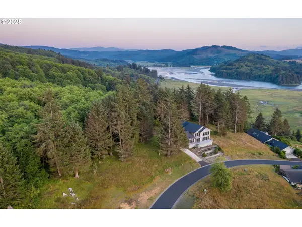 07200 Brooten Mountain Loop, PacificCity, OR 97135