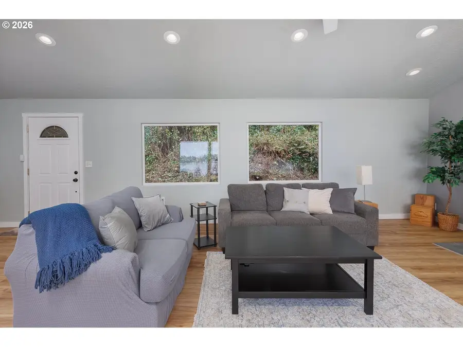 3823 Yaquina Bay Rd, Newport, OR 97365 - #2