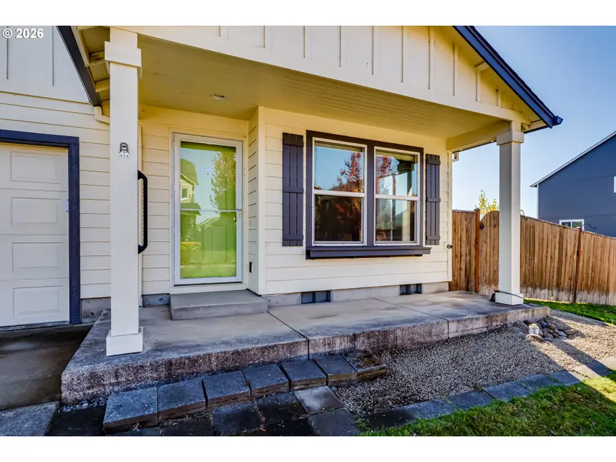 1942 Adelman Loop, Eugene, OR 97402 - #3