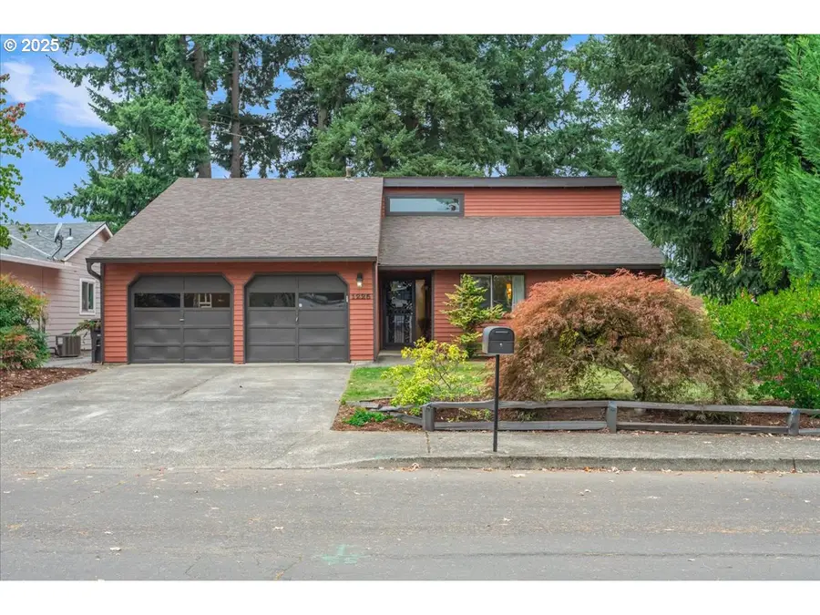 1225 SE Jacquelin Dr, Hillsboro, OR 97123 - Image #2